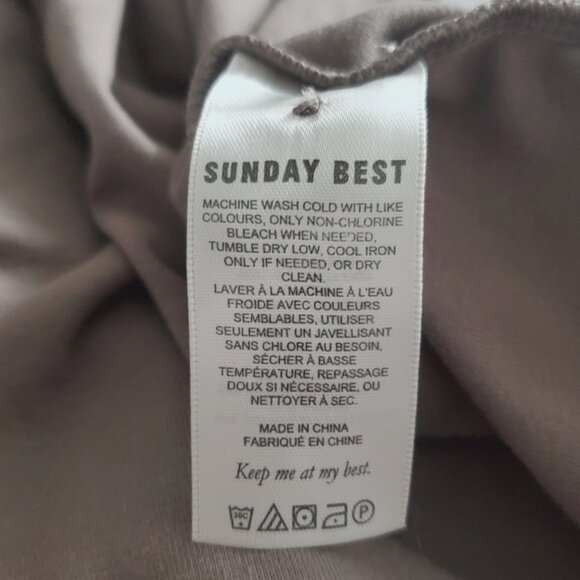 ARITZIA SUNDAY BEST 'Best Hug' Apple Longsleeve Taupe Crew Cardigan - Picture 5 of 8